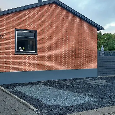 Beliggende Hyggeligt Med 8 Sovepladser 130m2 Med Pejs Lägenhet Holstebro