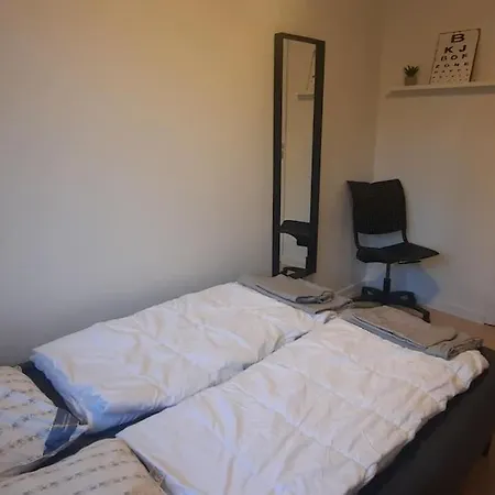 Beliggende Hyggeligt Med 8 Sovepladser 130m2 Med Pejs Holstebro