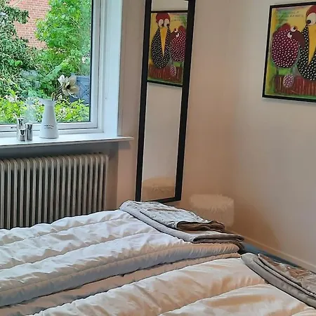 Beliggende Hyggeligt Med 8 Sovepladser 130m2 Med Pejs Holstebro