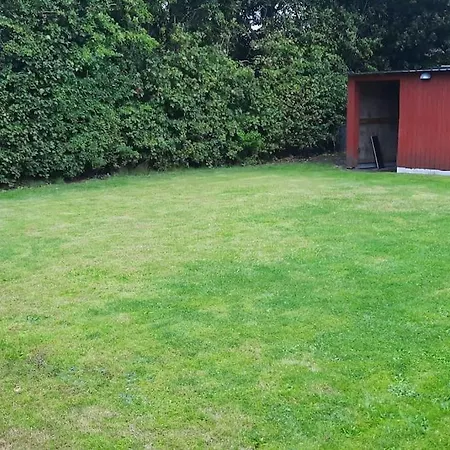 Beliggende Hyggeligt Med 8 Sovepladser 130m2 Med Pejs Holstebro